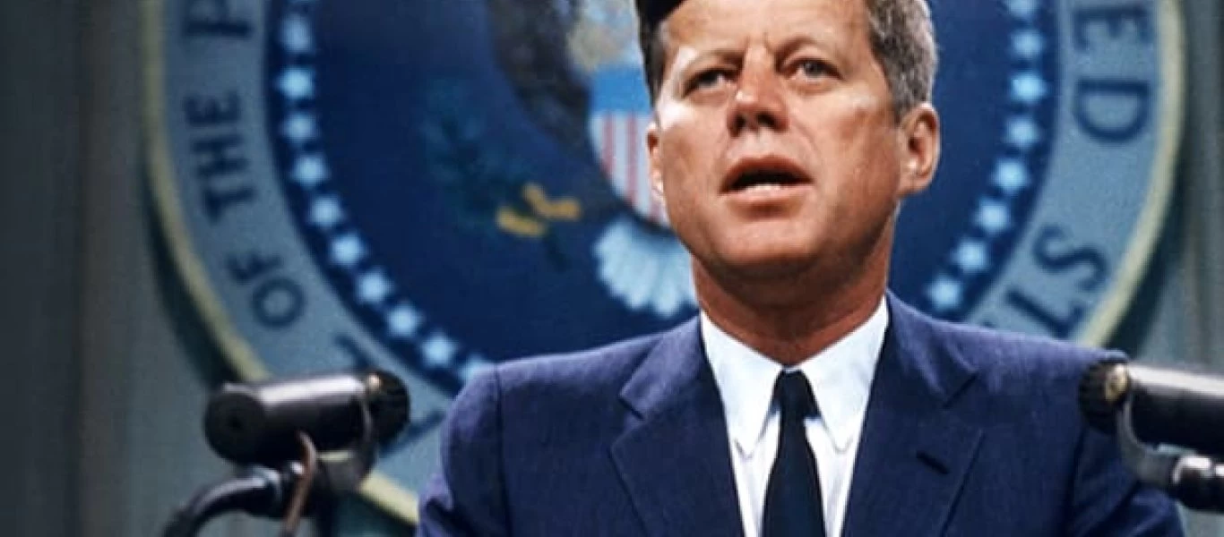 Αυτό το ήξερες; - Να τι αγόρασε ο John Kennedy λίγη ώρα πριν το απαγορεύσει (βίντεο)